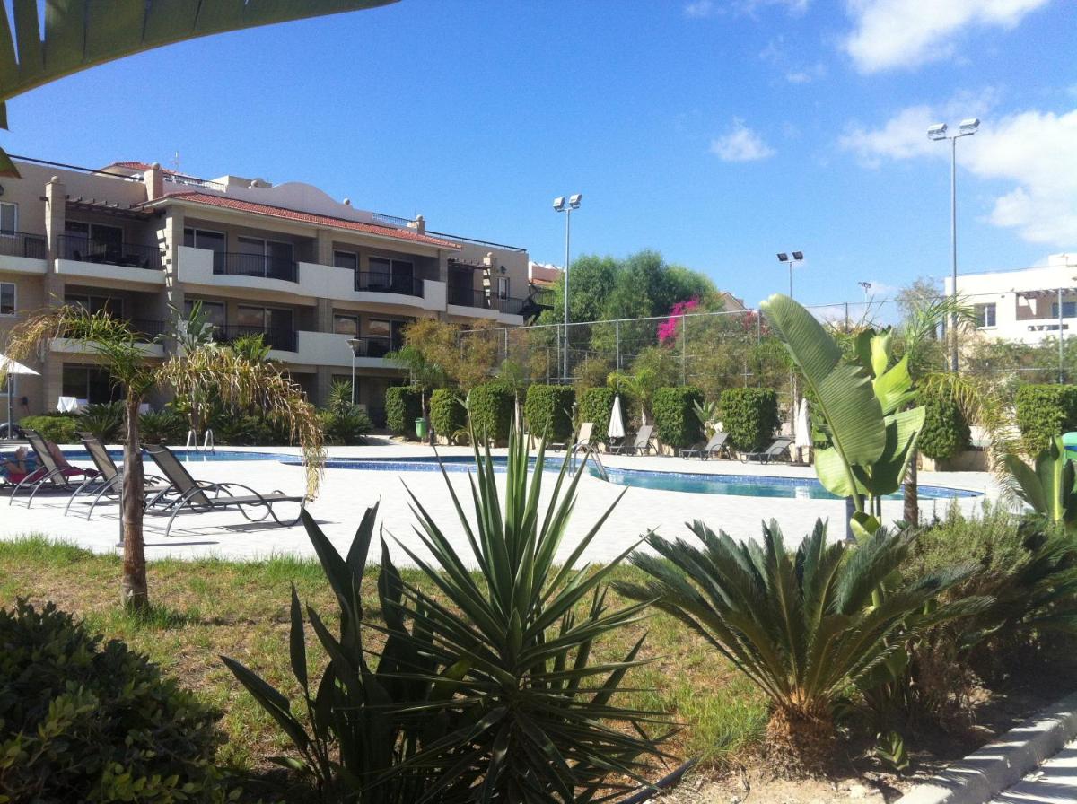 Suitetrails - Pyla Gardens Apartment E204