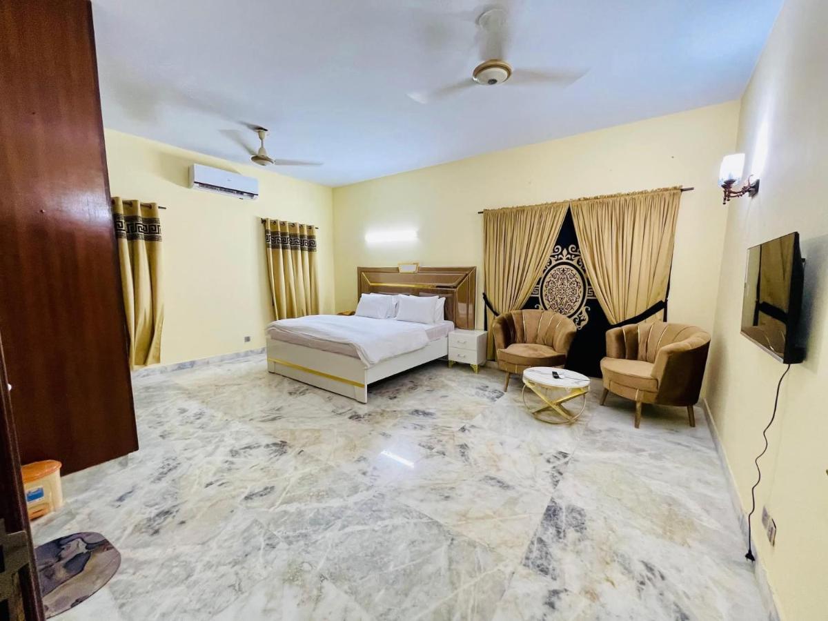 Seaview Guest House - Housity