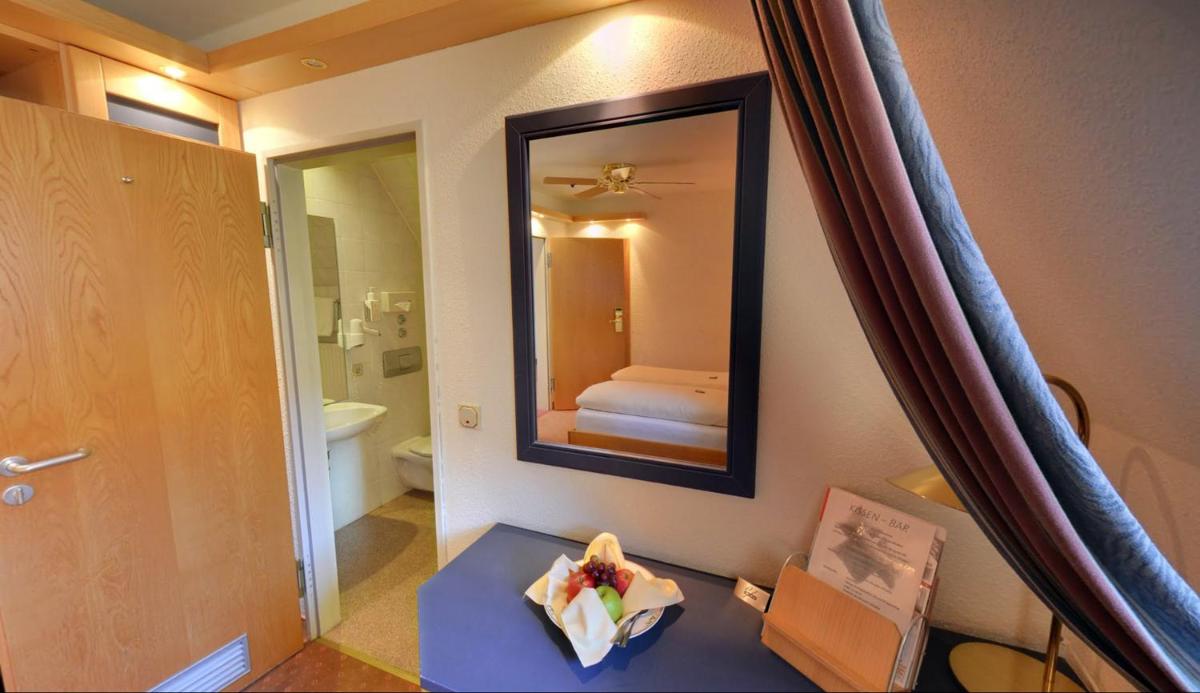 Hotel Augsburger Hof - Housity