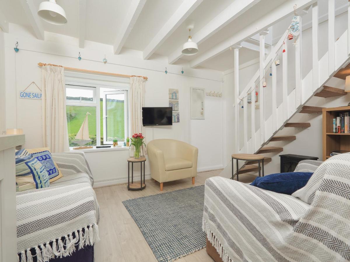4 Thornlea Mews - Housity