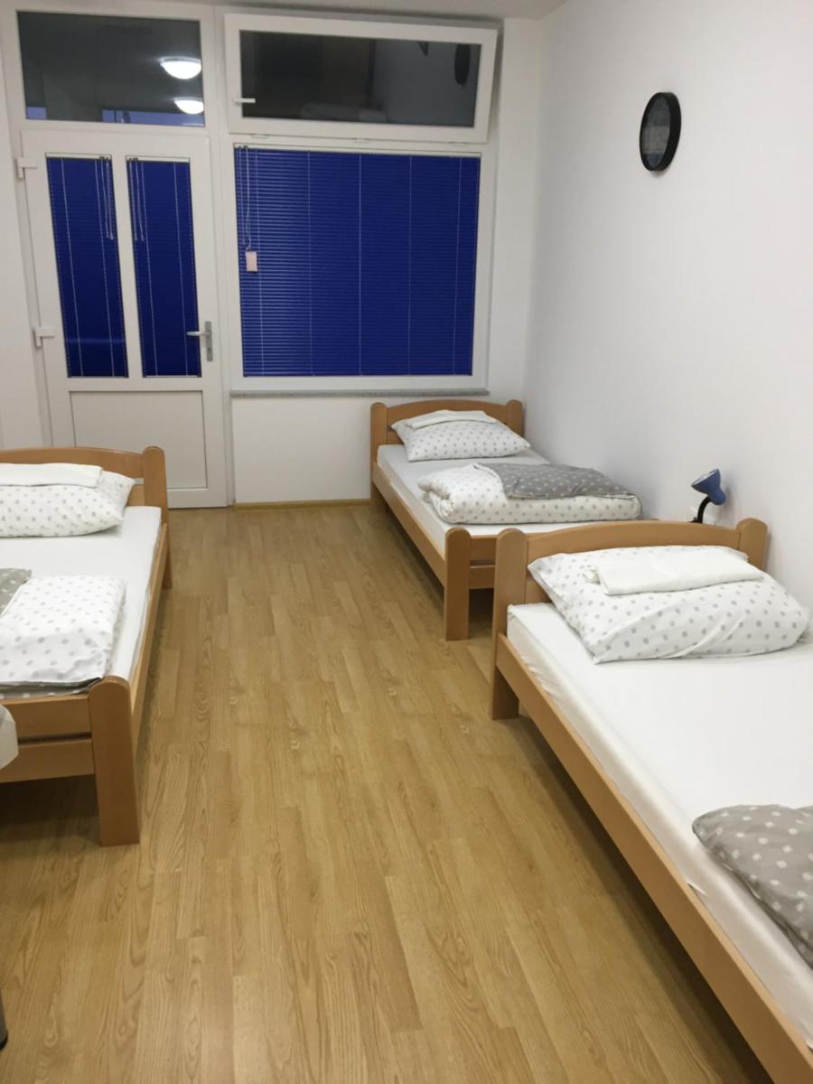 Rooms Prišlin - Housity