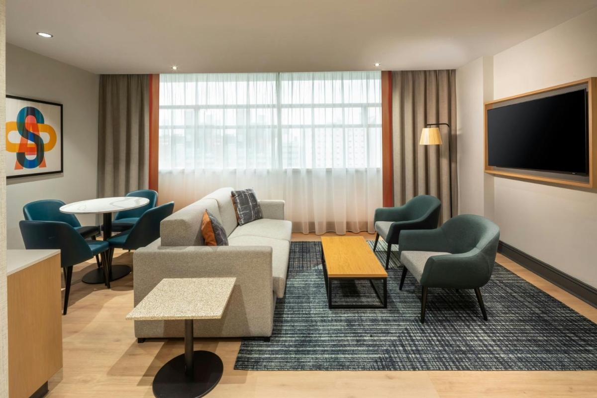Manchester Marriott Hotel Piccadilly - Housity