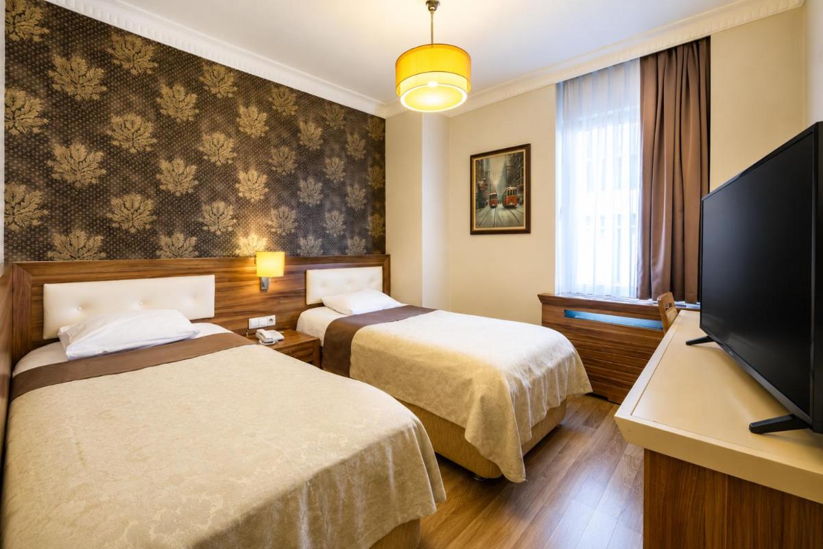 My Rose Hotel - Housity