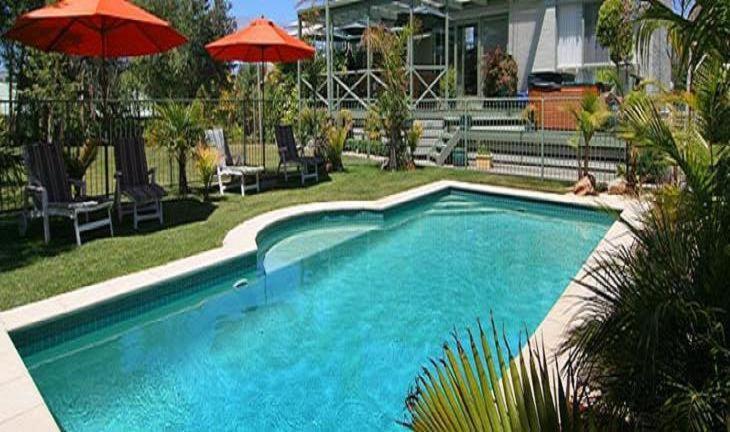 Weeroona Bed And Breakfast - Housity