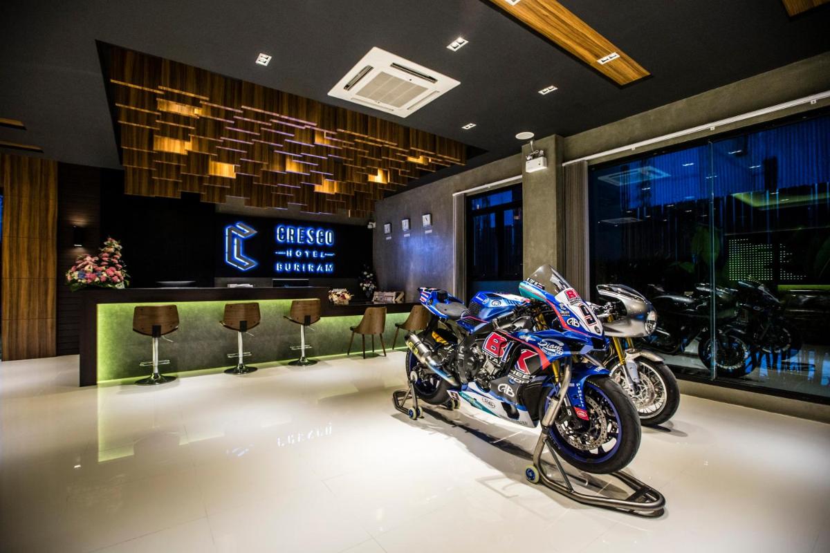 Cresco Hotel Buriram - Housity