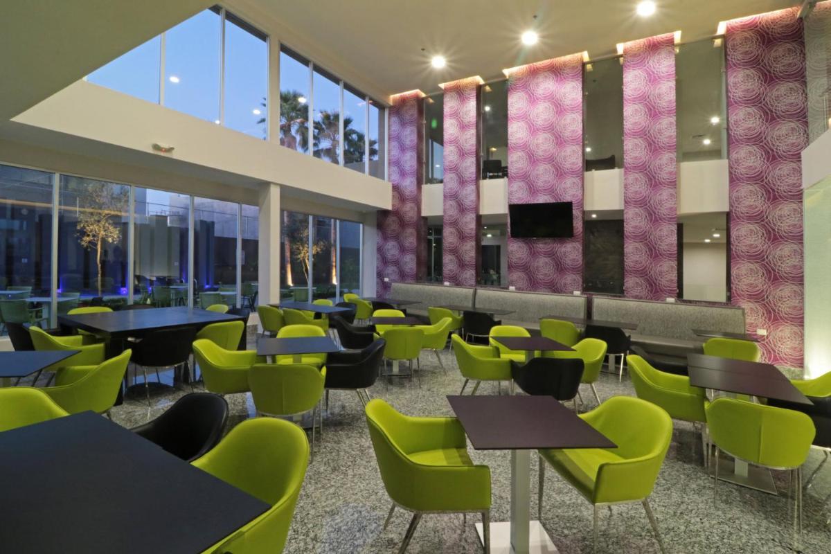 Holiday Inn Express Hotel & Suites Hermosillo by IHG - Housity