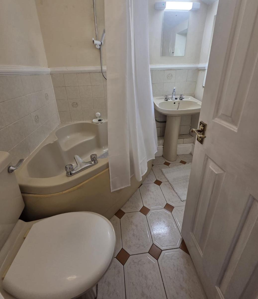 Coynant Farm Guesthouse - Farm Park Stay - Housity