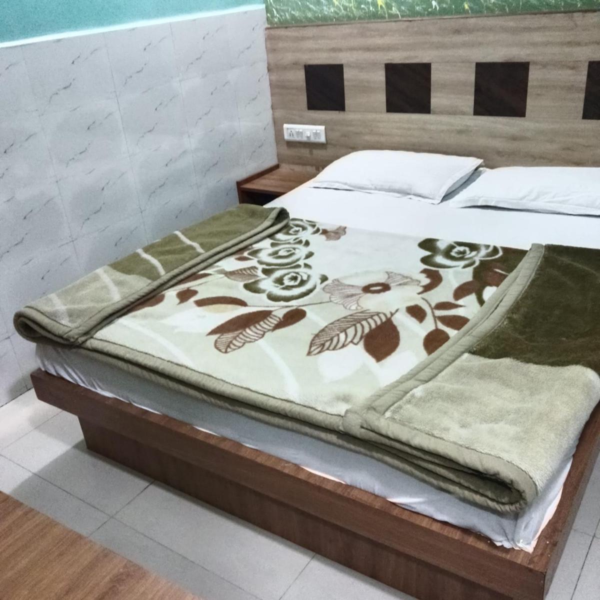 Hotel Shree Krishna - Housity