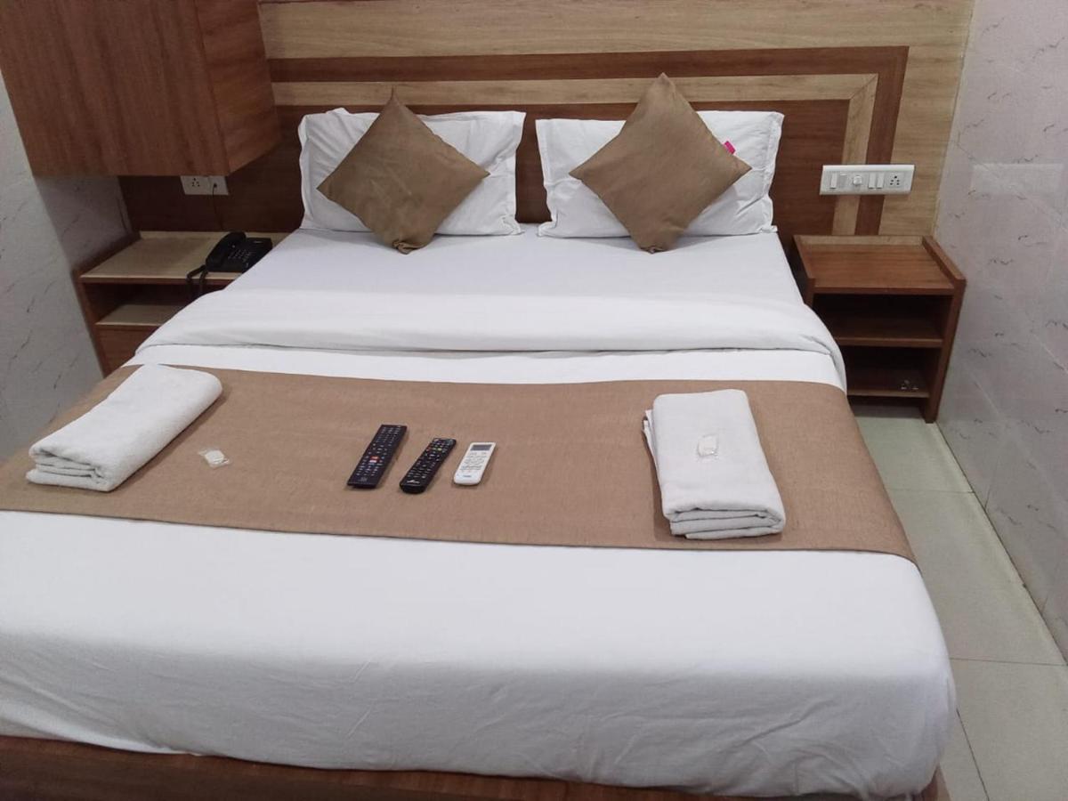 Hotel Shree Krishna - Housity