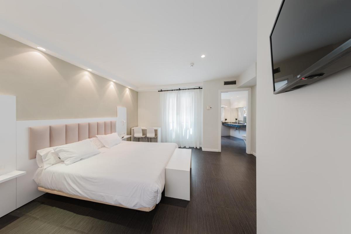 Hotel Villa Sonsierra - Housity