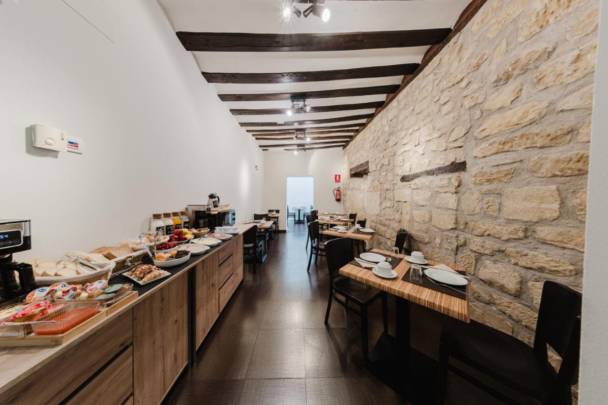 Hotel Villa Sonsierra - Housity