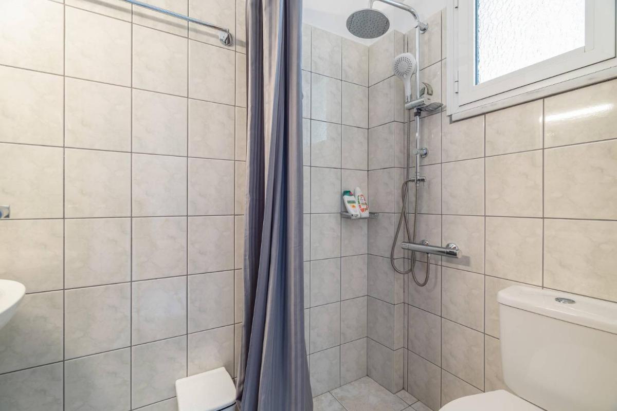 Flo's Apartments - Housity
