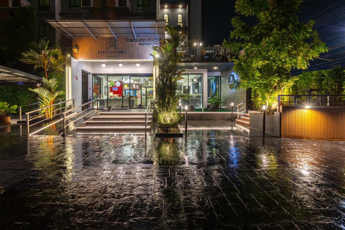 The Living Hotel SamutPrakan - Housity