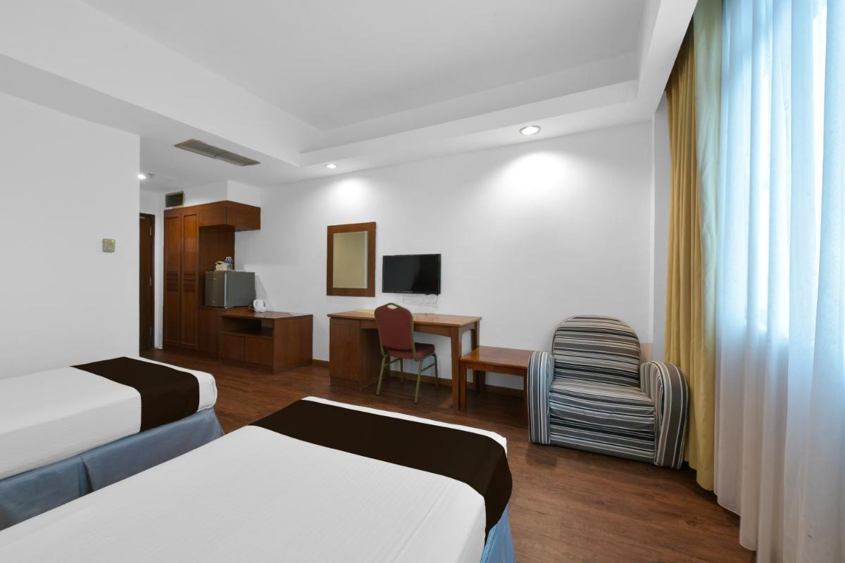 Palette - Kota Tinggi Mayres Hotel - Housity