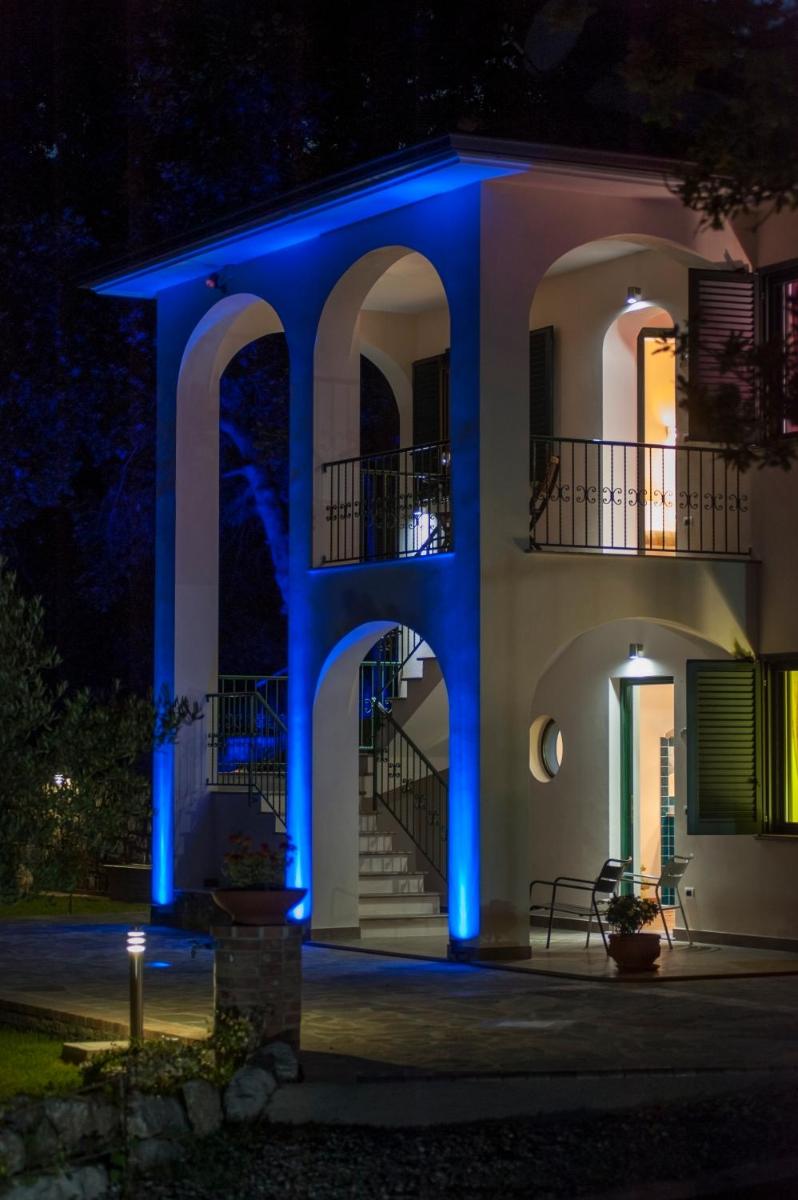 Incanto di Luna - Housity