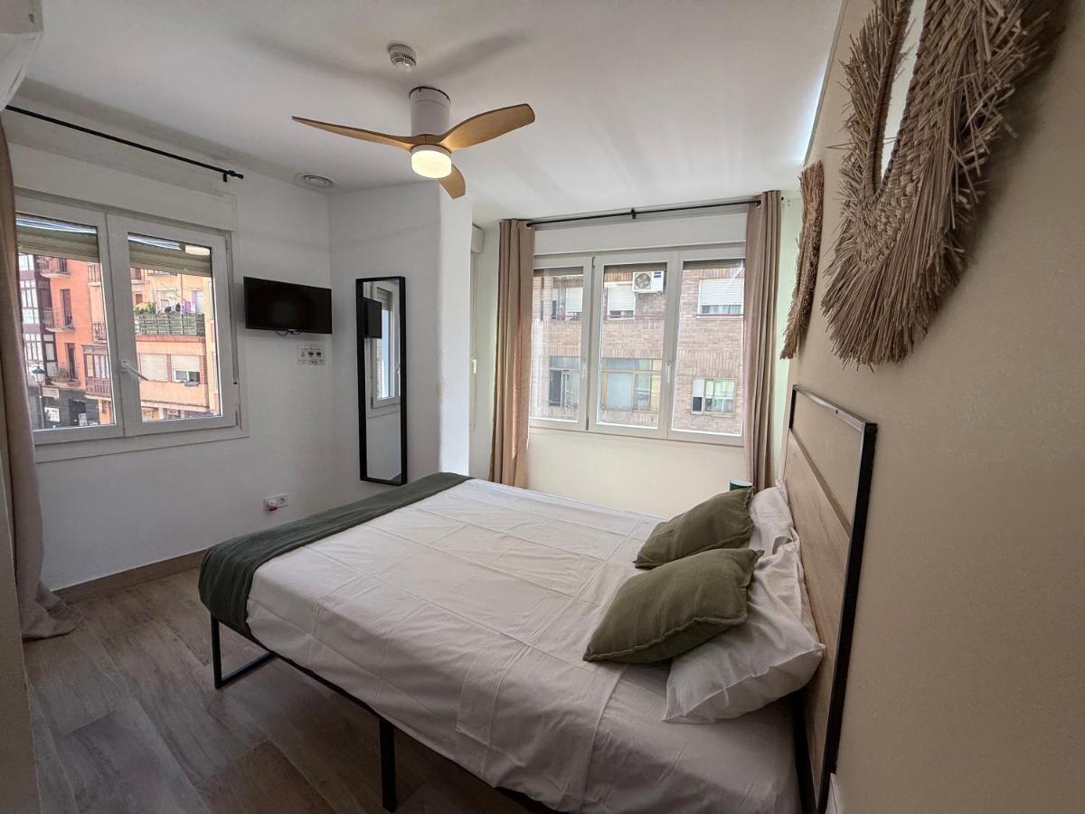 Grampy Boutique Hostal - Zaragoza Centro - Housity