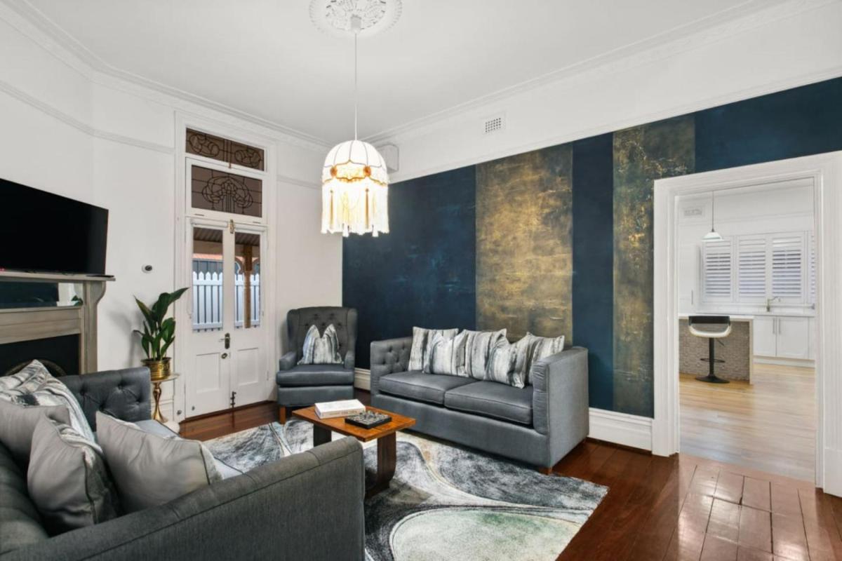 Picture Perfect Create timeless treasures - Housity