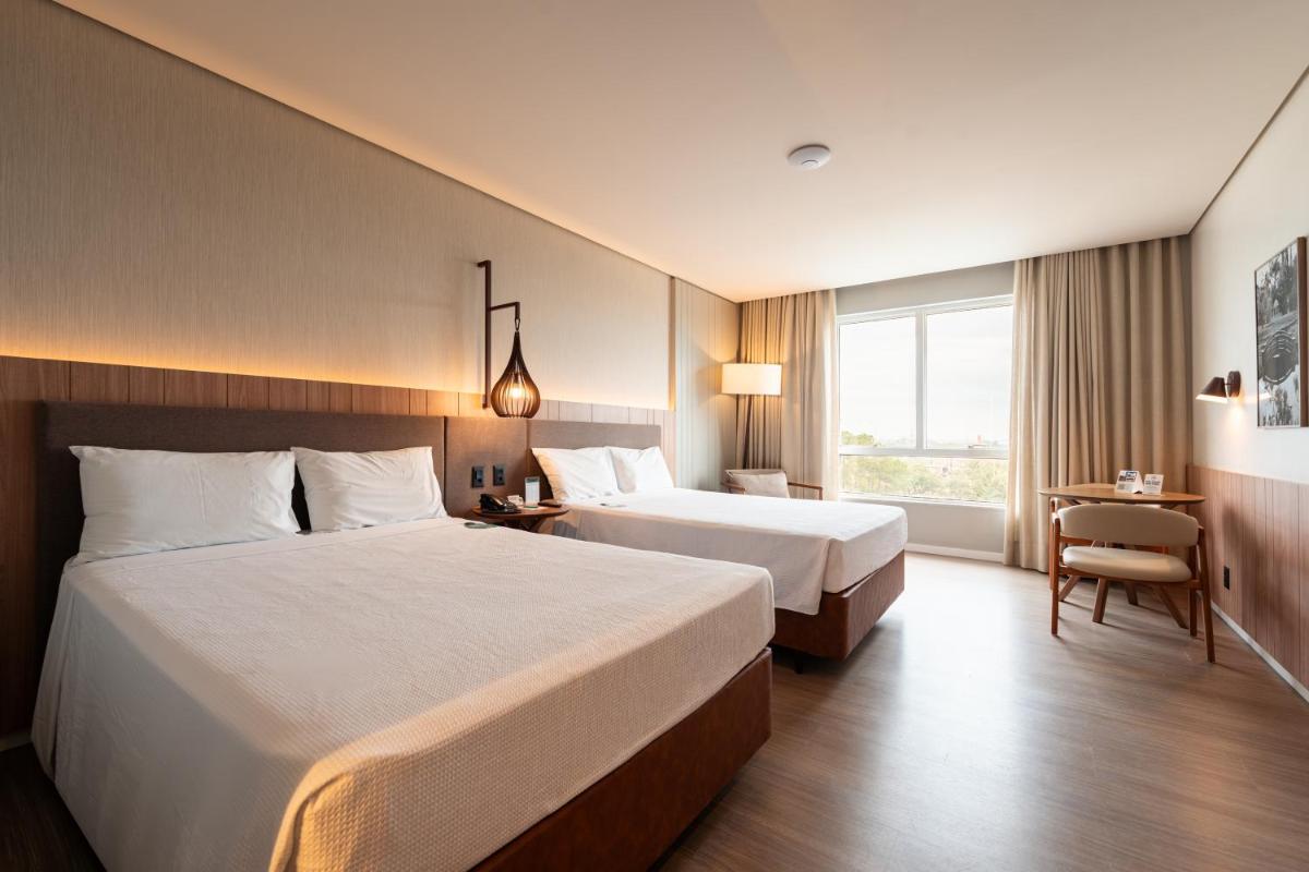 Hotel Deville Prime Porto Alegre - Housity