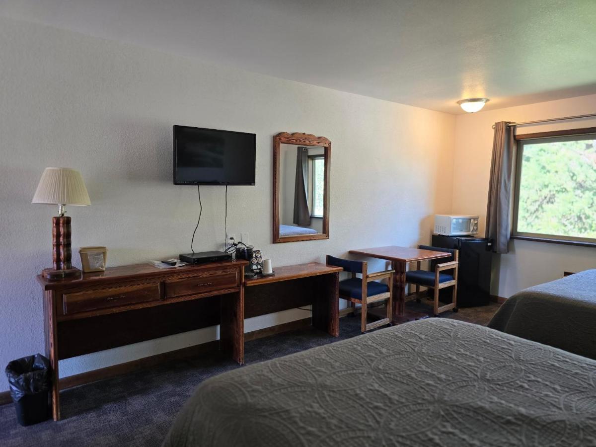 Rimrock Lodge LLC - Housity