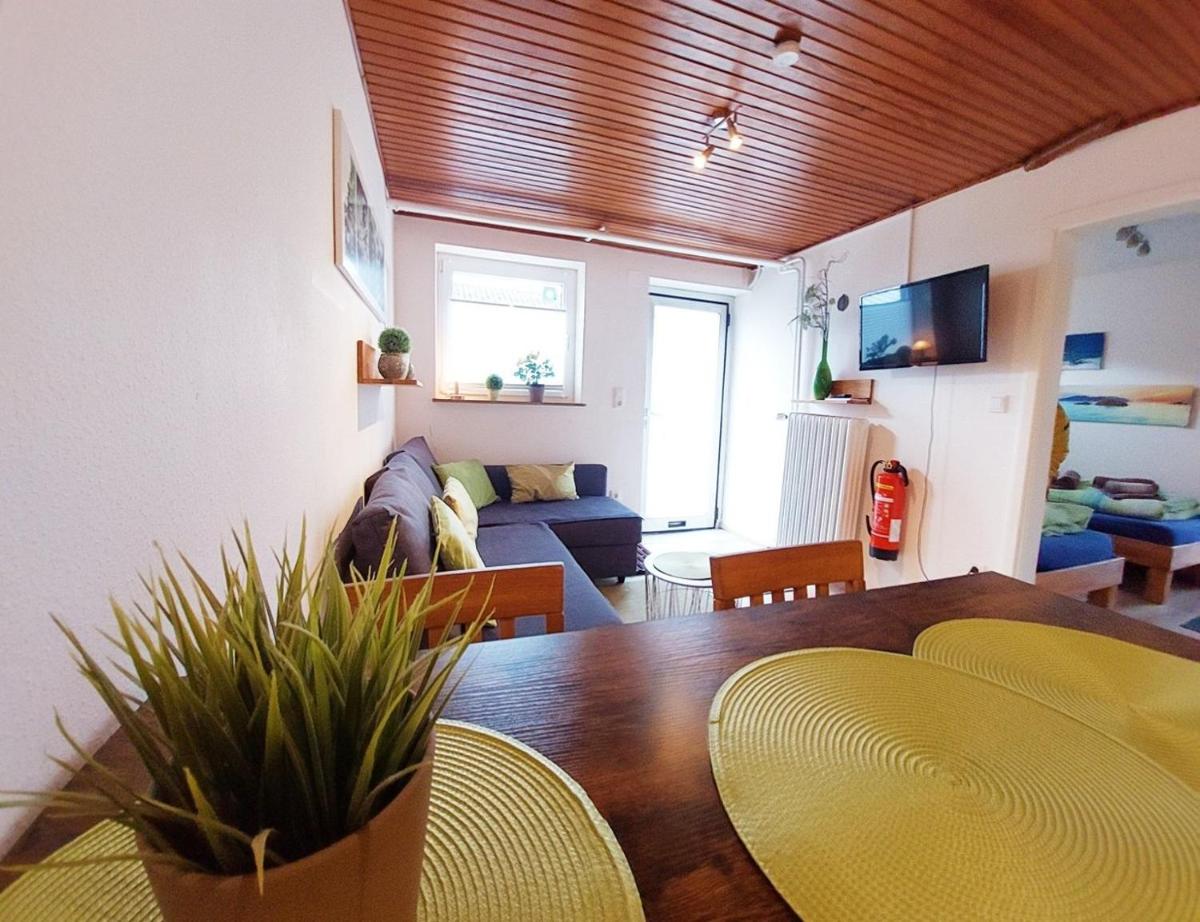 Apartment Meerbusch - Housity