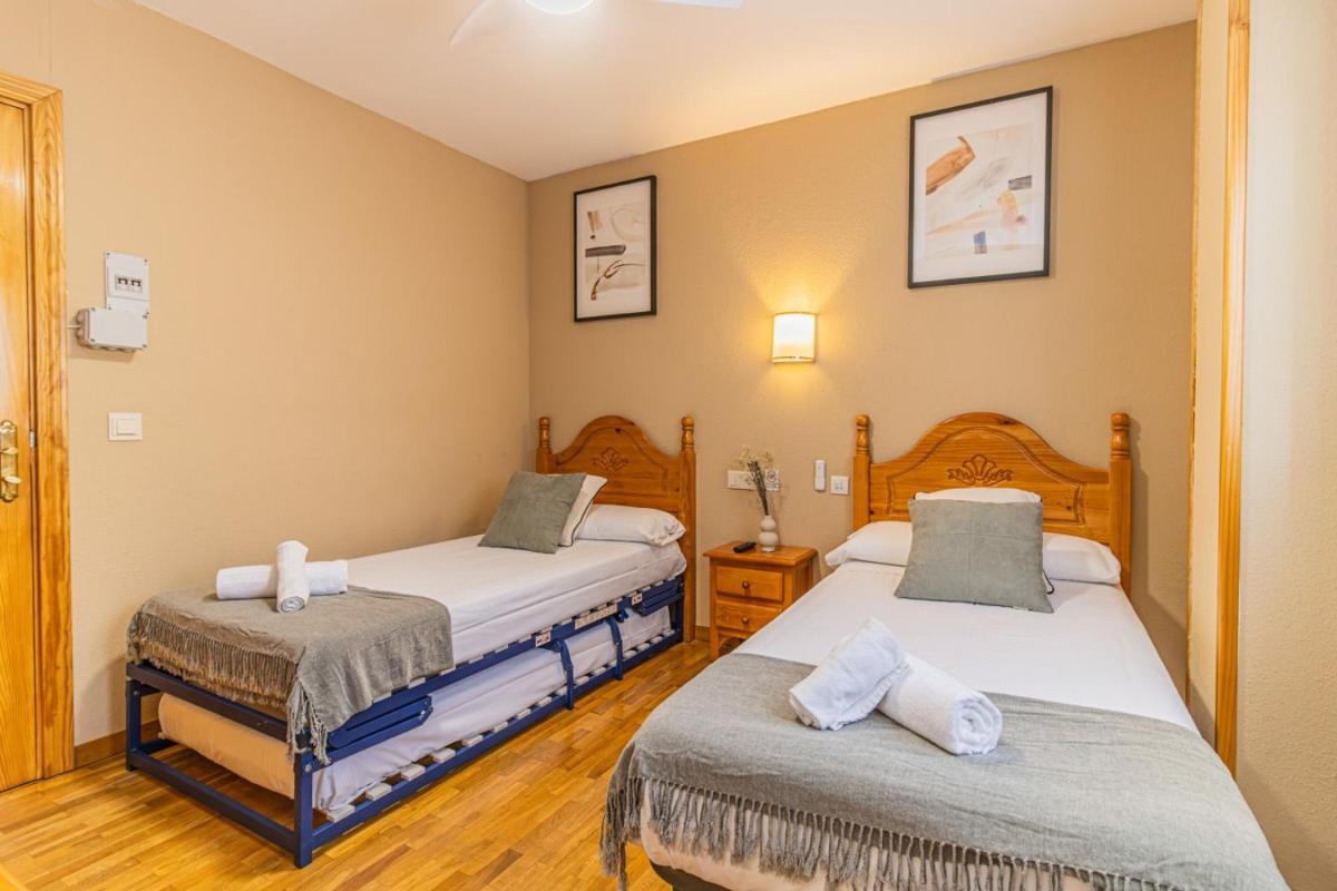 Hostal Valle De Tena - Housity