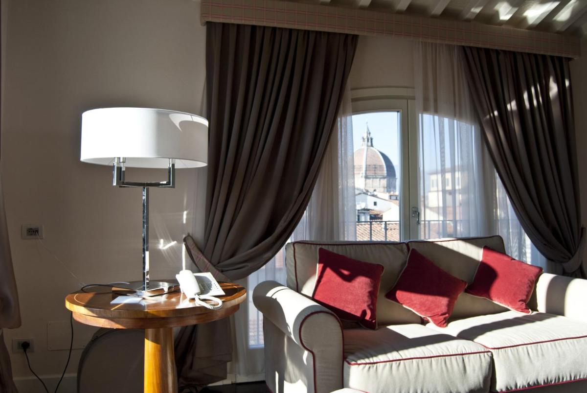 Hotel Patria - Housity