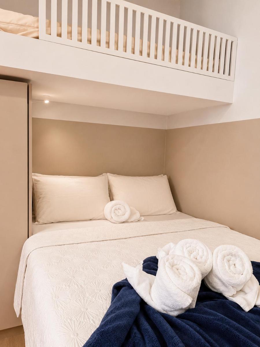 Flat Beverly Hills 307 - Housity