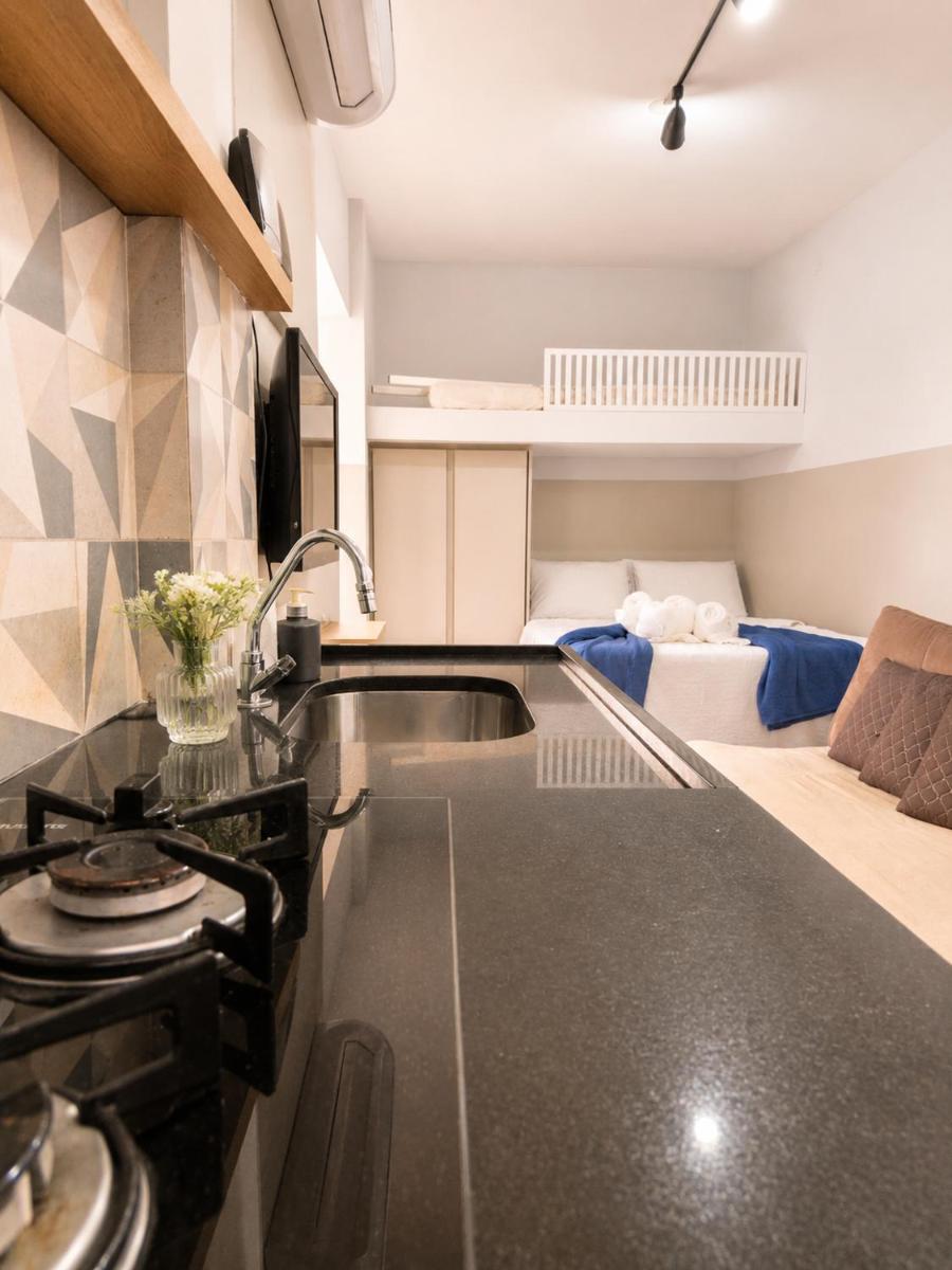 Flat Beverly Hills 307 - Housity