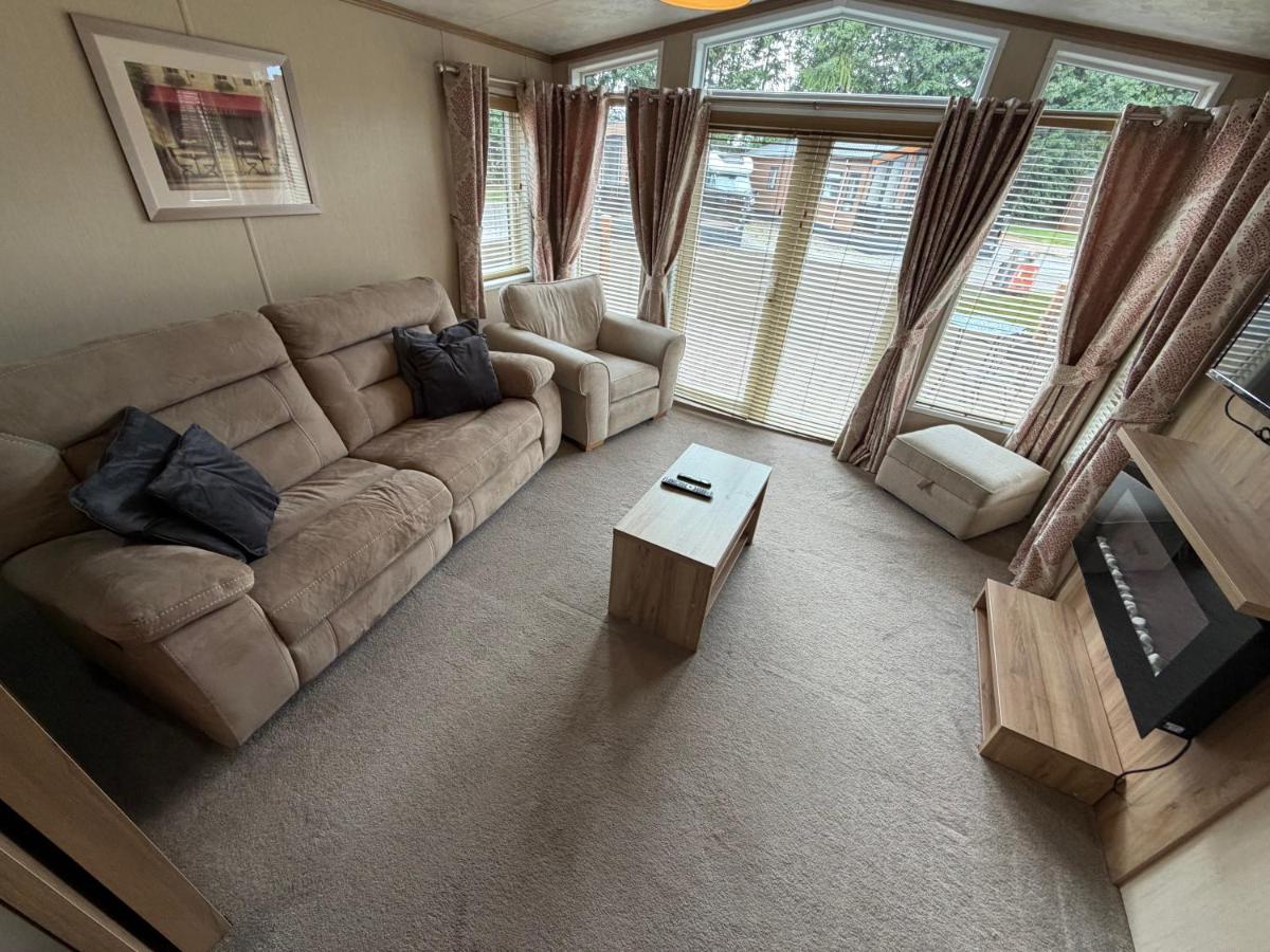 Silver Birch Lodge - Housity