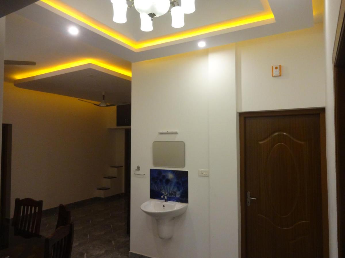 i - One's Home Stay - Housity