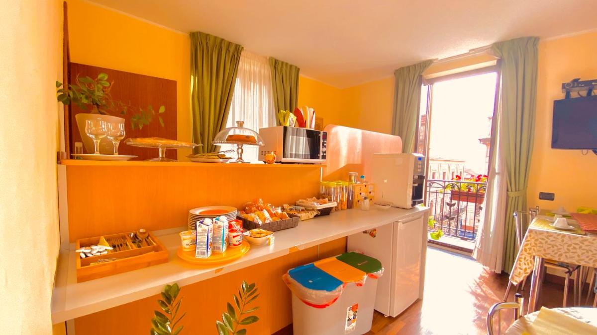 L'Aurora - Housity