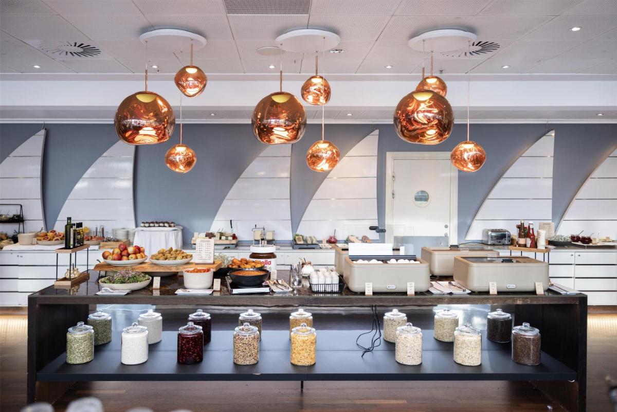 Copenhagen Island Hotel - Housity