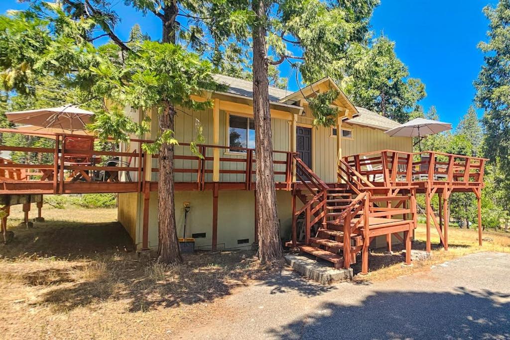 Redwood Escape - Housity