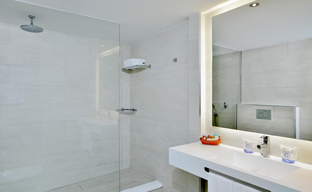 Un baño de Hotel Hispania