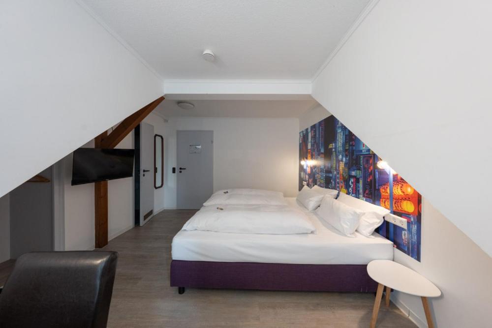 Hotel Bitzer Backnang - Housity