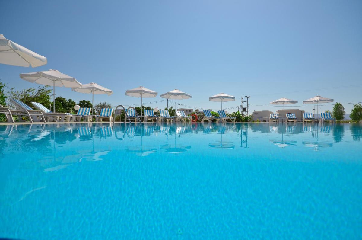 Birikos Hotel & Suites - Housity