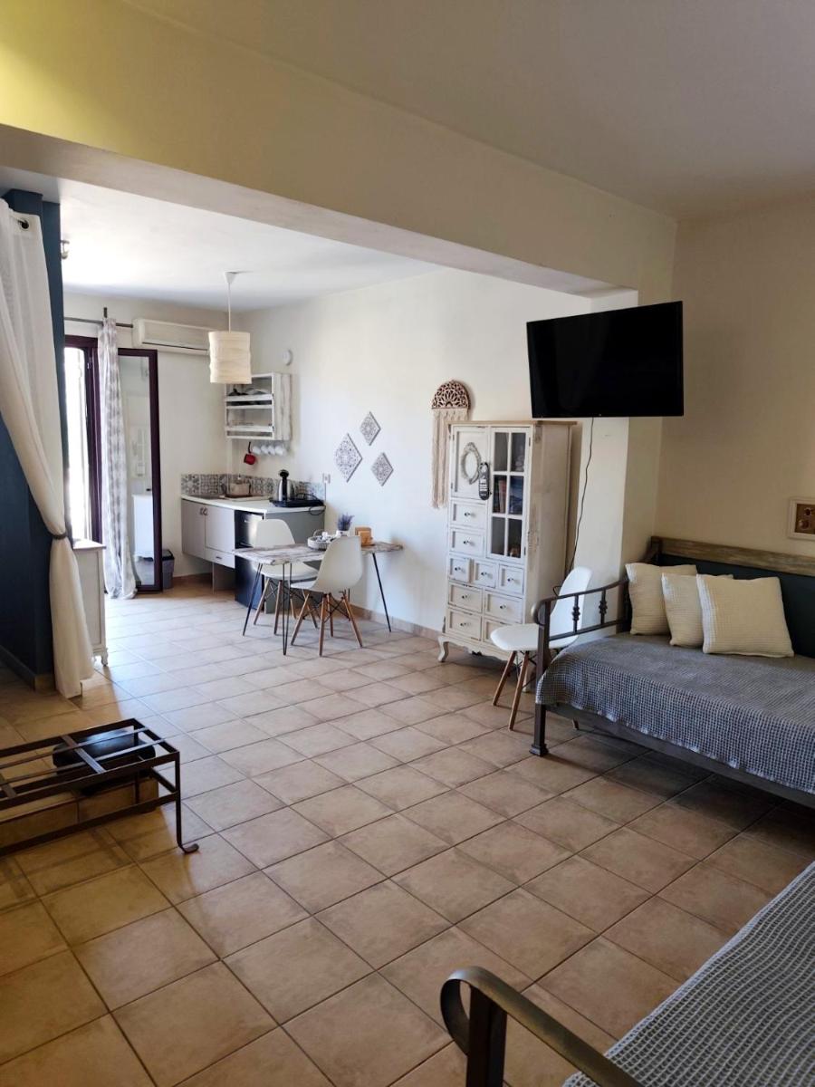 Cosis Inn - Housity