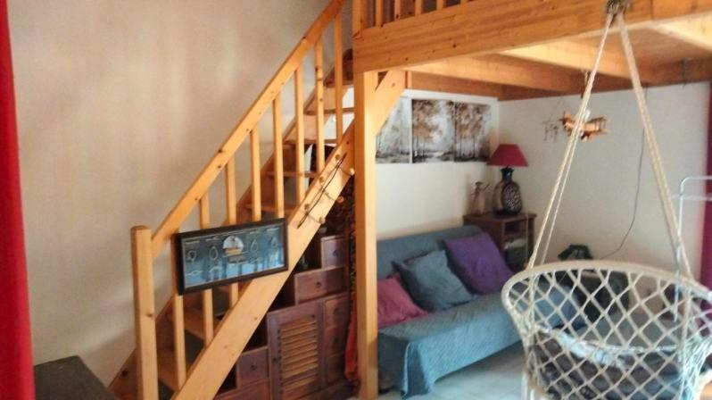 grand studio de plein-pied quartier calme proche centre - Housity