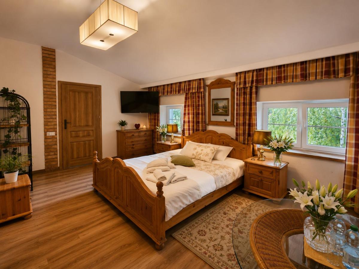 Hotel Villa Hubertus Kutno - Housity