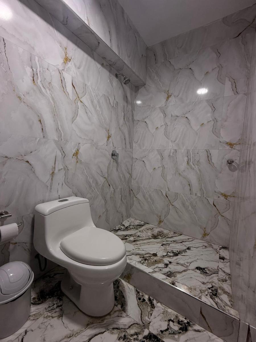 Hostal Cieza - Housity