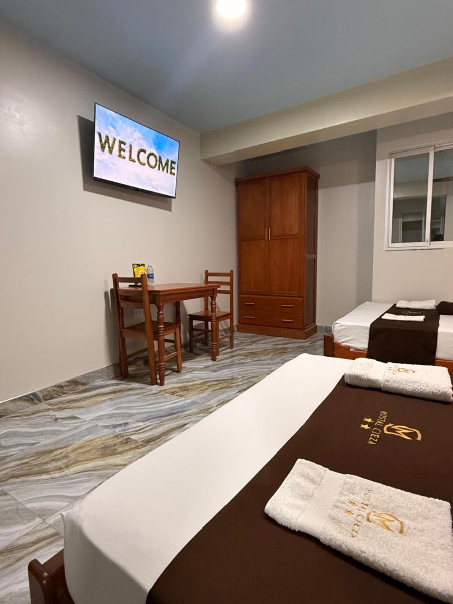 Hostal Cieza - Housity