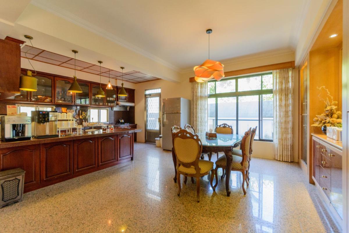 Warm House B&B - Housity