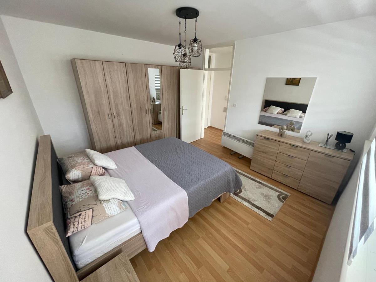 Apartman Deluxe - Housity