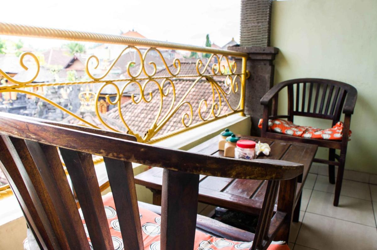 Jungut Inn - Housity
