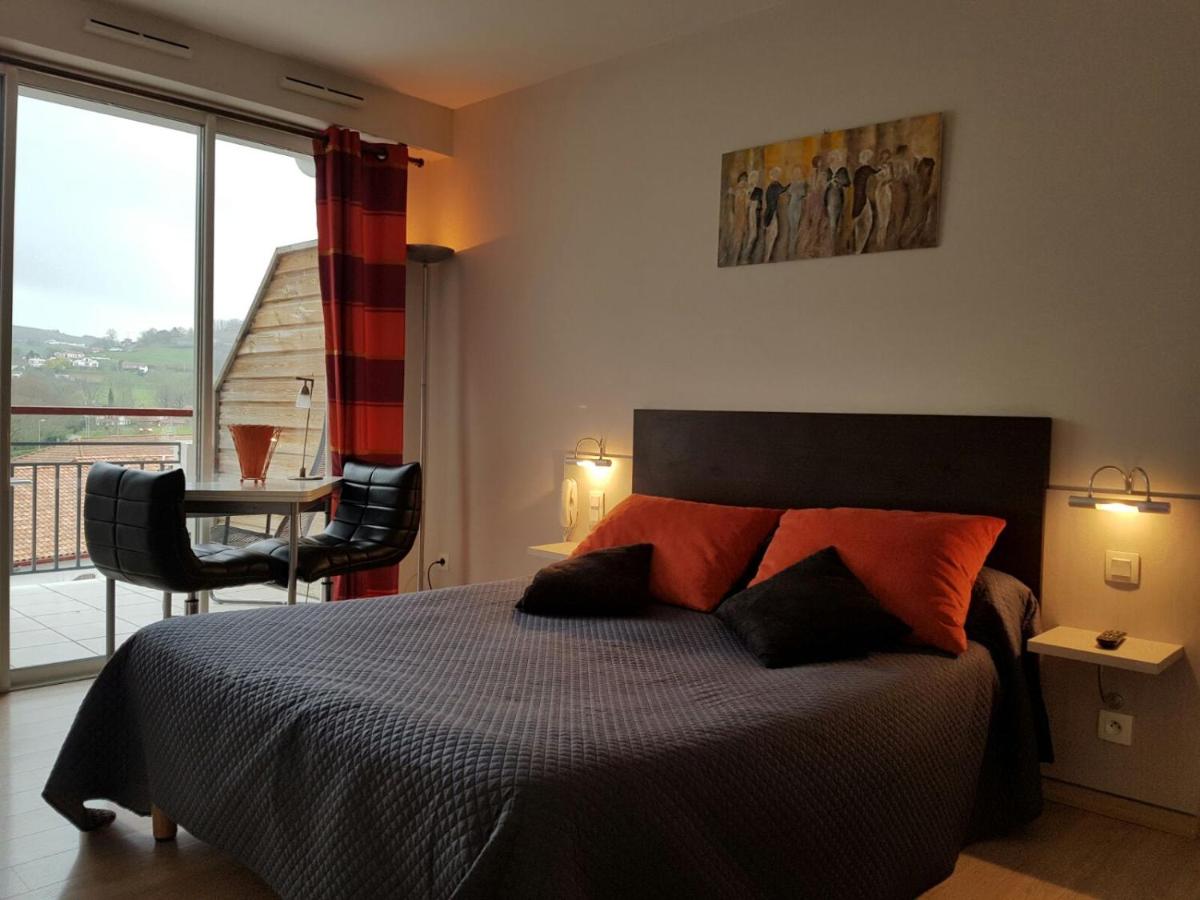 Hôtel Résidence Bergara - Housity