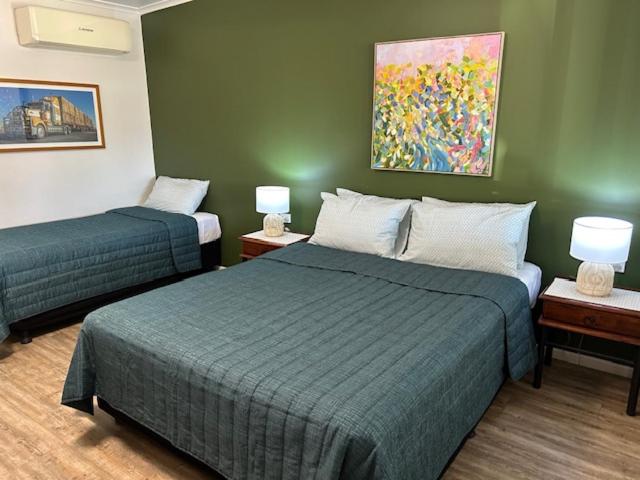 Winton Outback Motel - Housity
