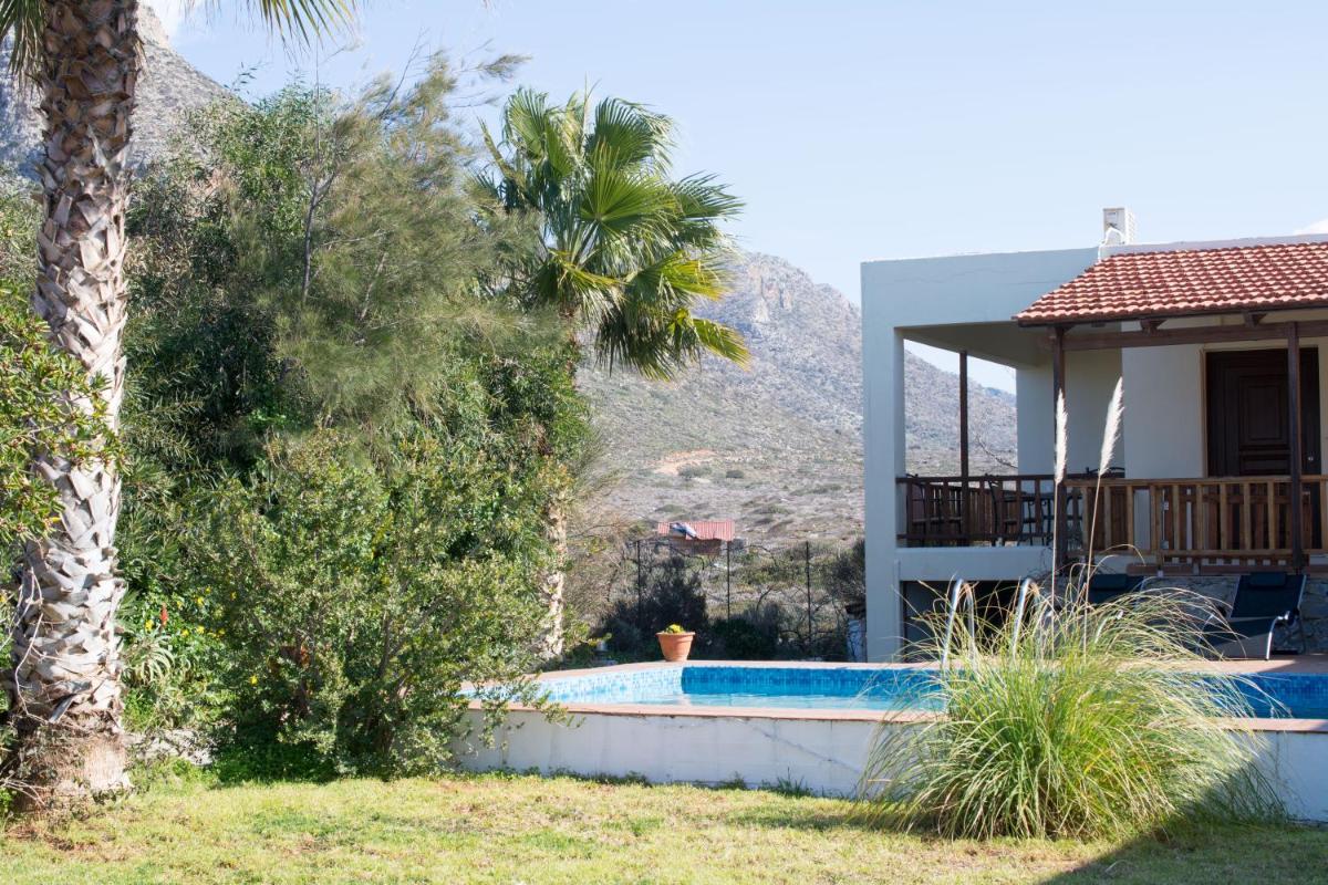 Felia Villa - Housity
