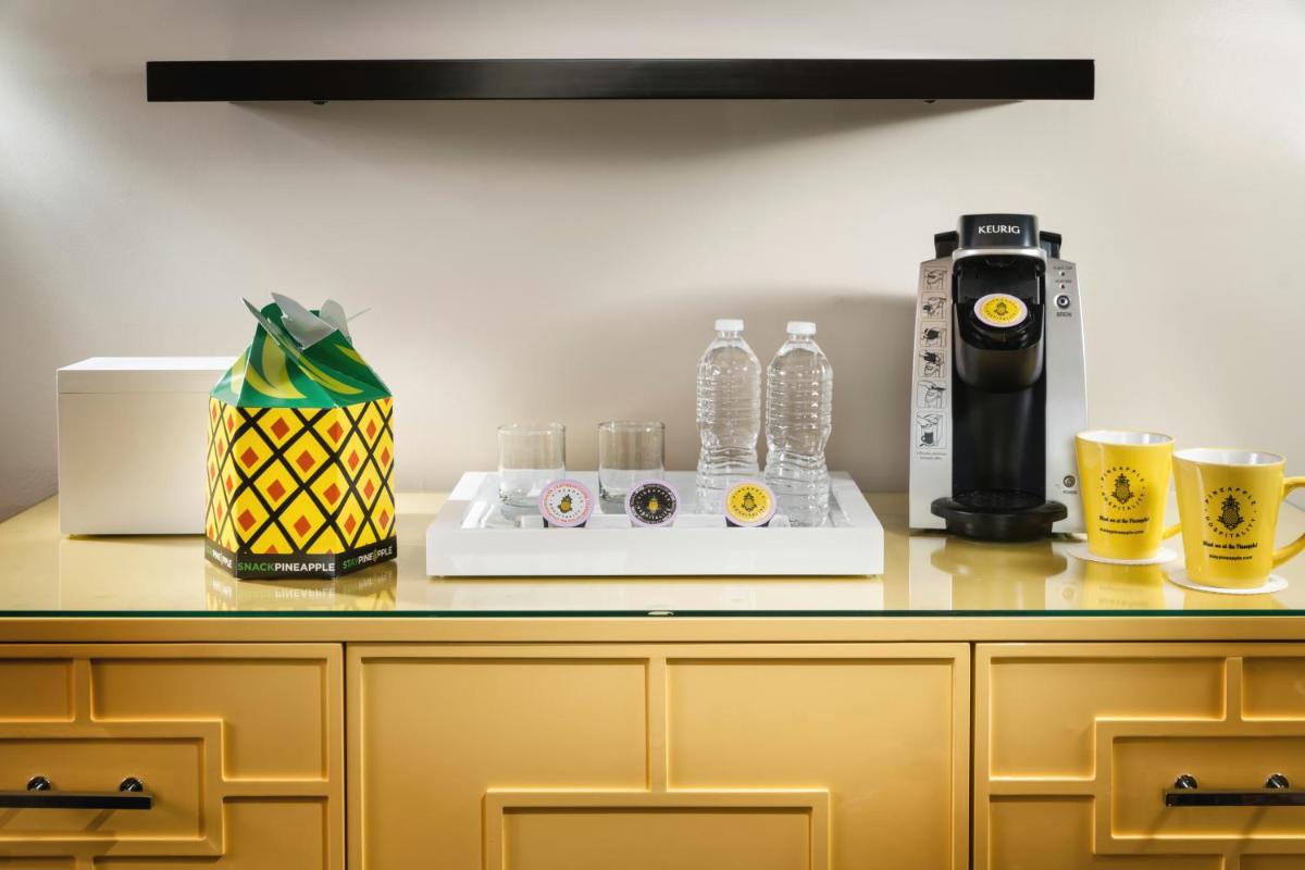 Staypineapple, An Elegant Hotel, Union Square - Housity