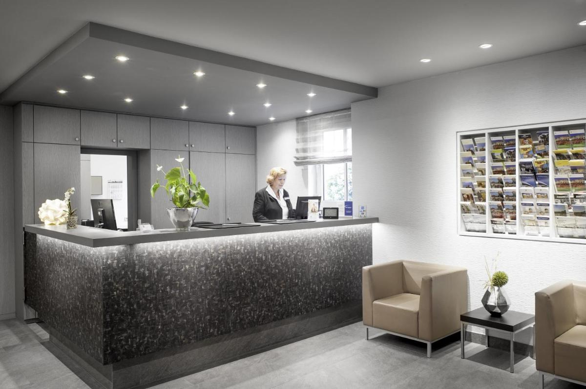 Best Western Hotel Favorit - Housity