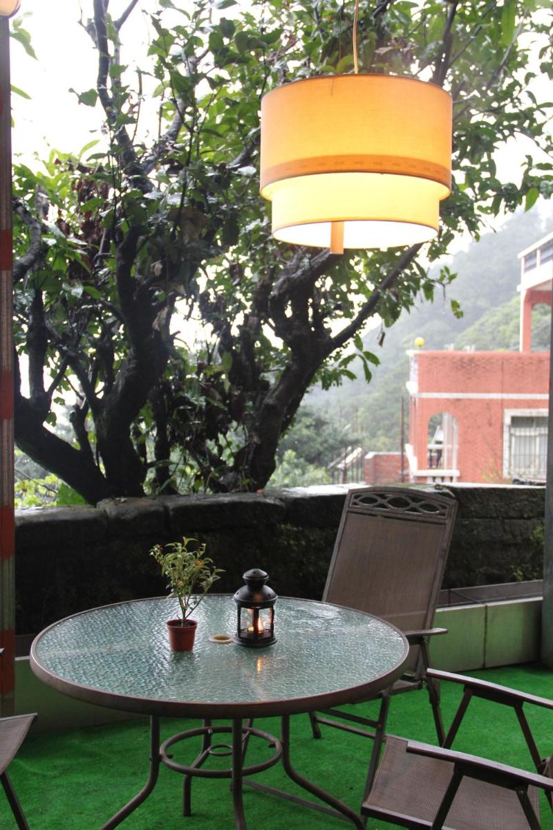 Way Young House - Housity